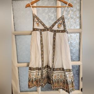 Connection 18 bohemian white spaghetti strap flowy mini dress